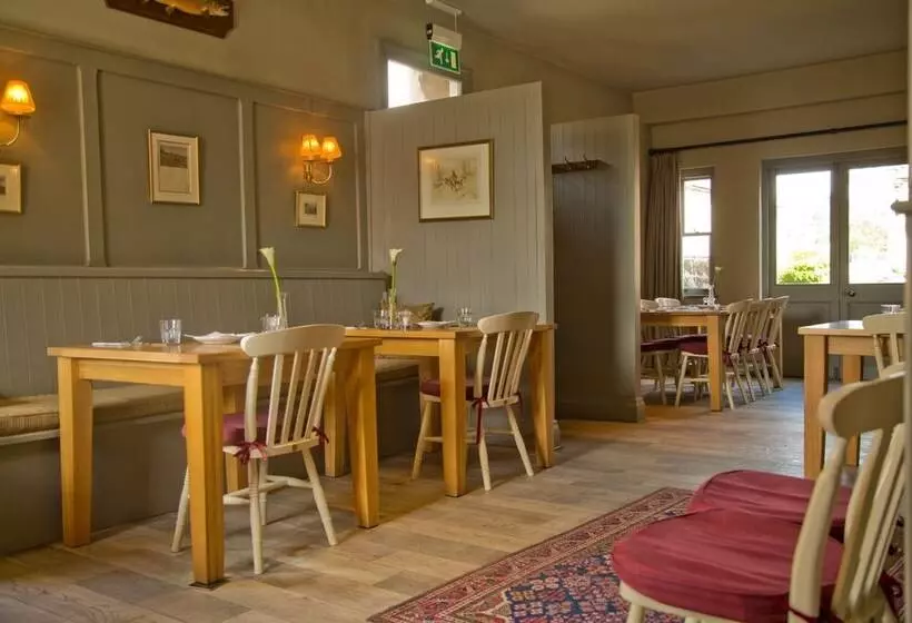 ホテル Collingwood Arms