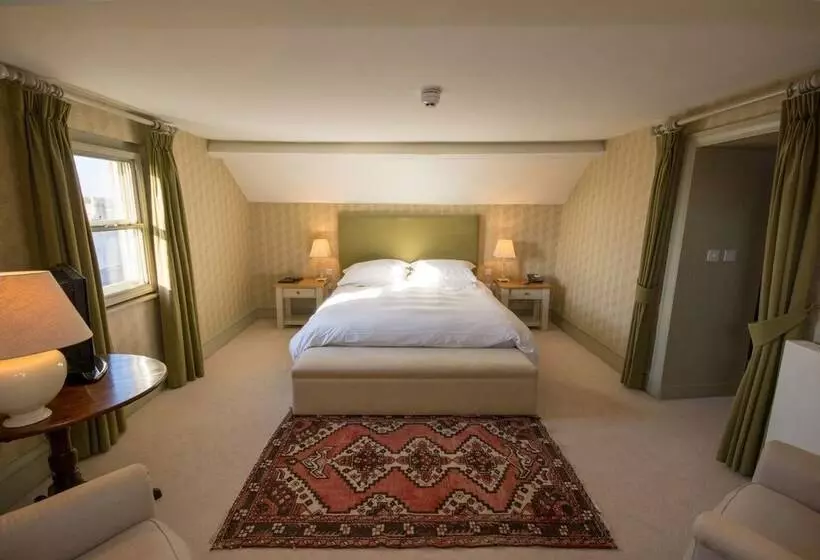 ホテル Collingwood Arms