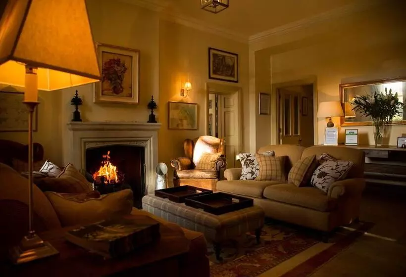 ホテル Collingwood Arms