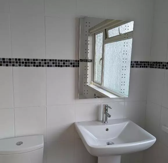 Hotelli Cottage Court