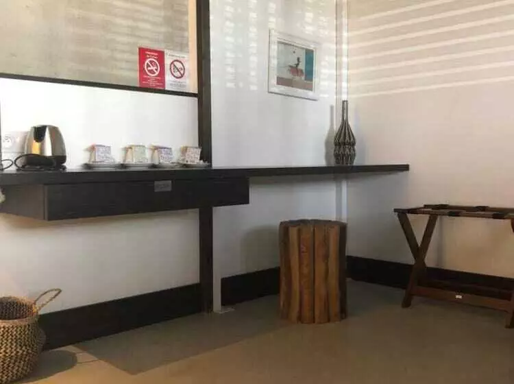 Hotelli Le B Complexe Hôtel