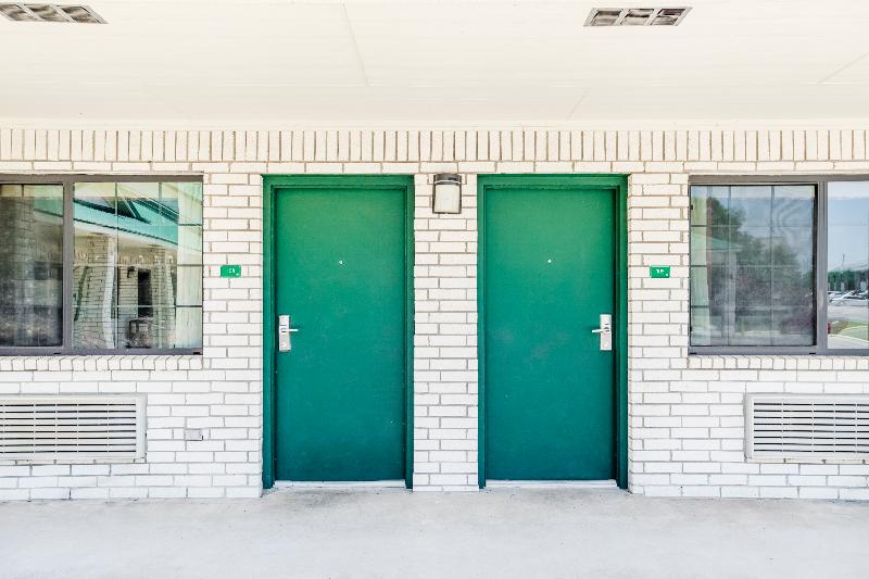 호텔 Regency Inn & Suites