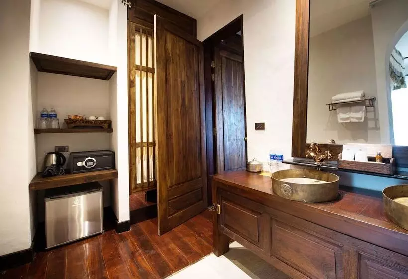 هتل Shinnabhura Historic Boutique