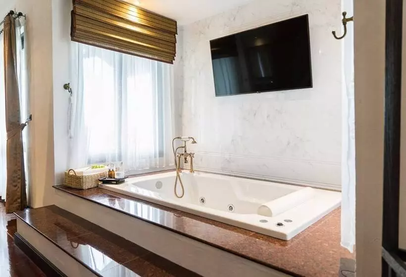 هتل Shinnabhura Historic Boutique