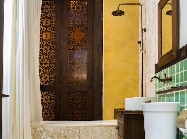 Отель Shinnabhura Historic Boutique