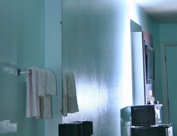 فندق على الطريق Relax Inn Front Royal