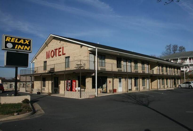 فندق على الطريق Relax Inn Front Royal