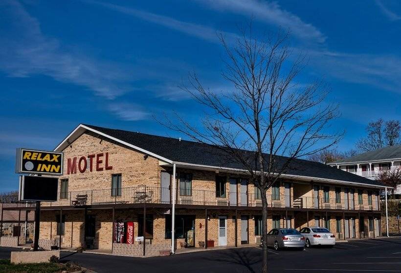 فندق على الطريق Relax Inn Front Royal