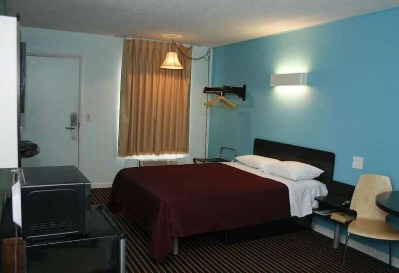 فندق على الطريق Relax Inn Front Royal