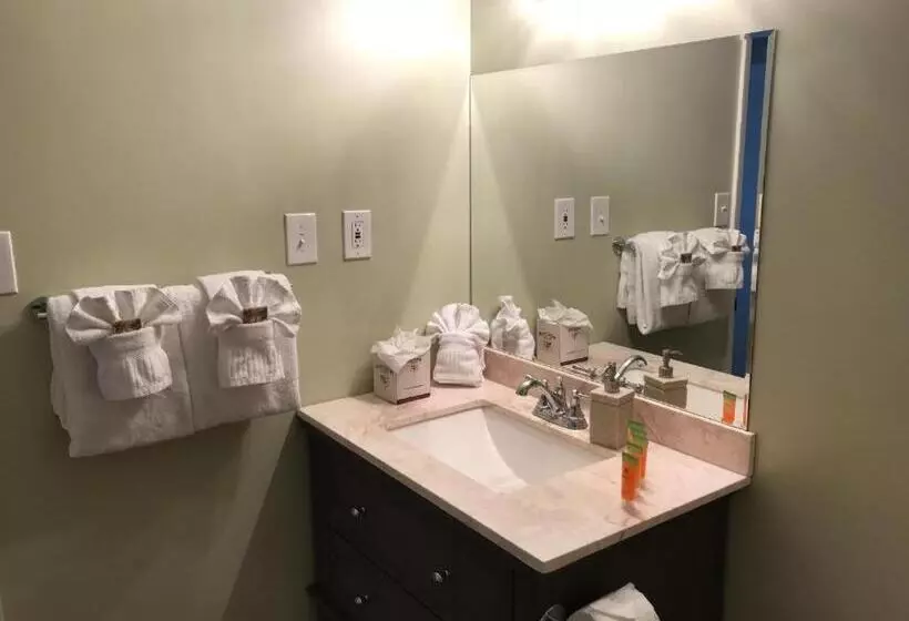 Old Town Suites