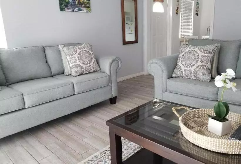 Old Town Suites