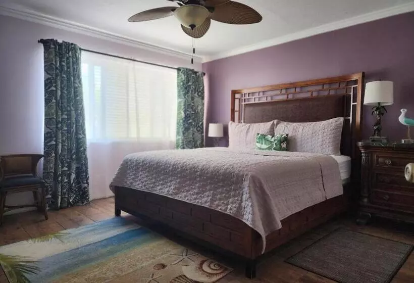 Old Town Suites
