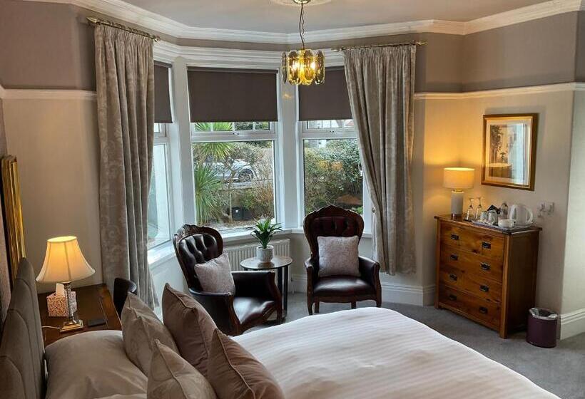 膳宿费 Brigstock House