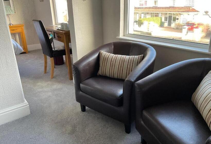 膳宿费 Brigstock House