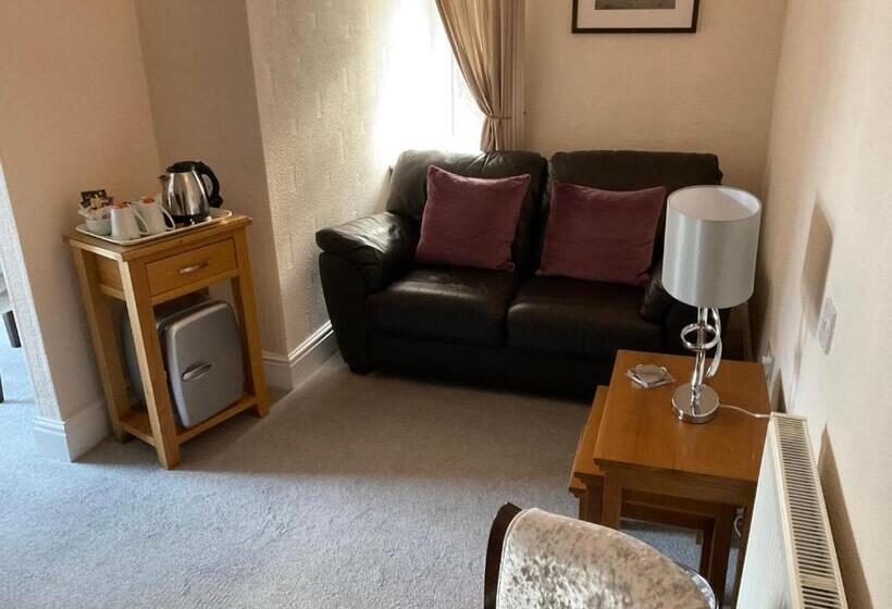 膳宿费 Brigstock House