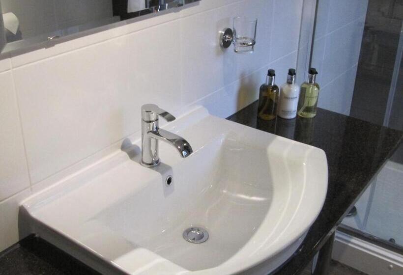 膳宿费 Brigstock House