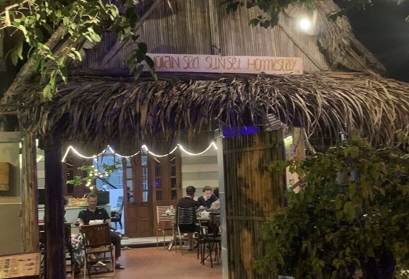 پانسیون Hoi An Sea Sunset Villa & Bar