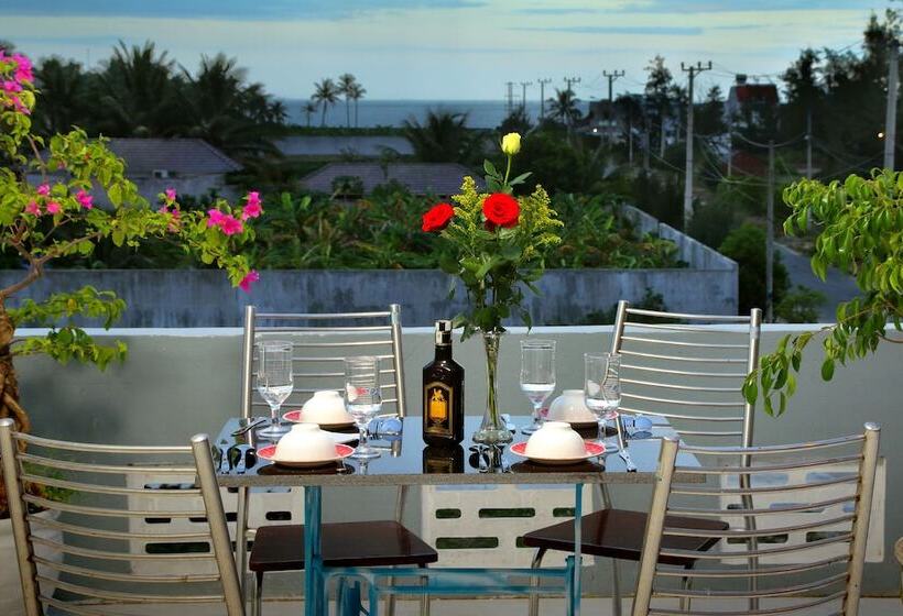 پانسیون Hoi An Sea Sunset Villa & Bar