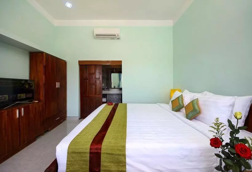 پانسیون Hoi An Sea Sunset Villa & Bar