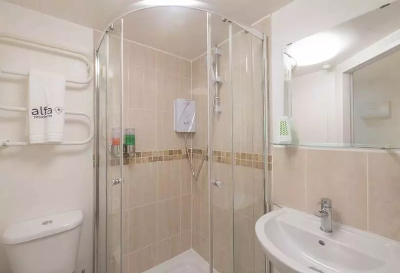 Victoria House Apartments