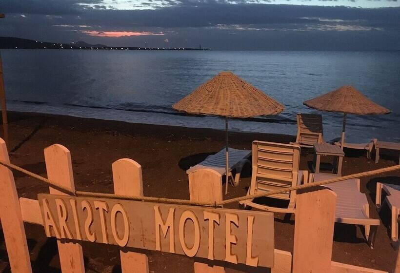 Aristo Motel
