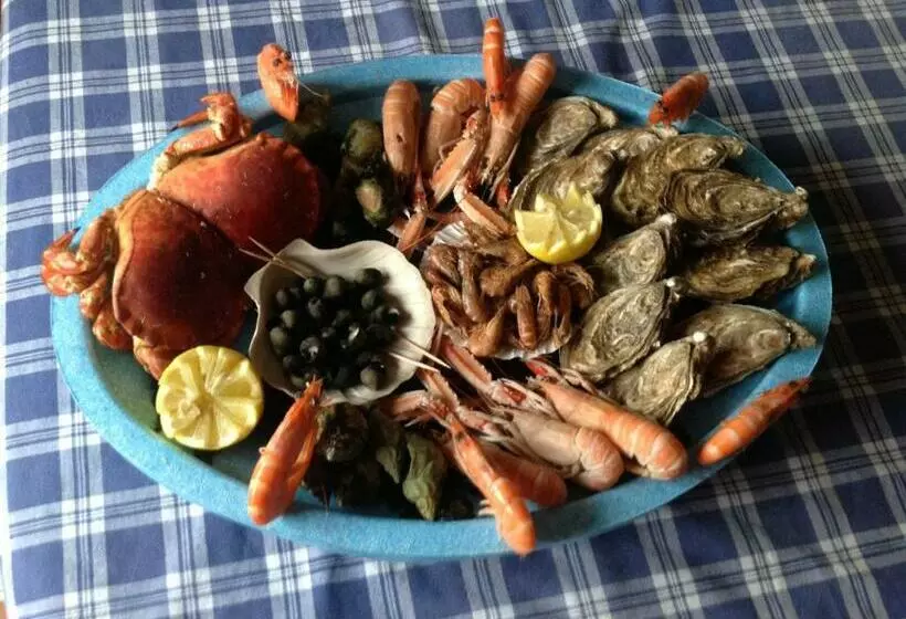 Aamiaismajoitus (B&B) Relais Du Cap Romain