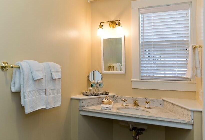 住宿加早餐  Yellow House Inn