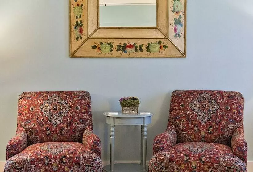 ベッドアンドブレックファースト Yellow House Inn