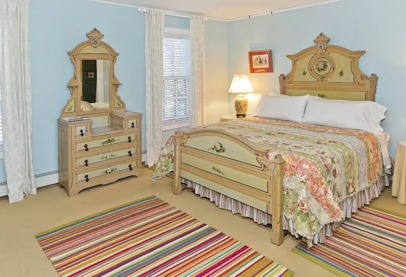 ベッドアンドブレックファースト Yellow House Inn