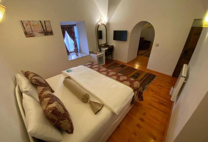 Behrampaşa Otel &cafe &restaurant