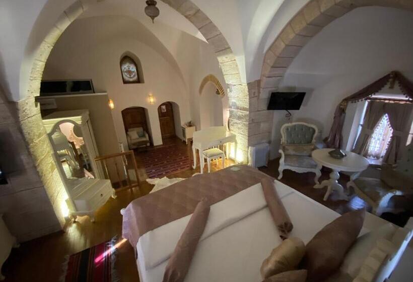 Behrampaşa Otel &cafe &restaurant