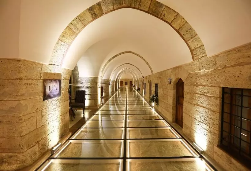 Behrampaşa Otel &cafe &restaurant