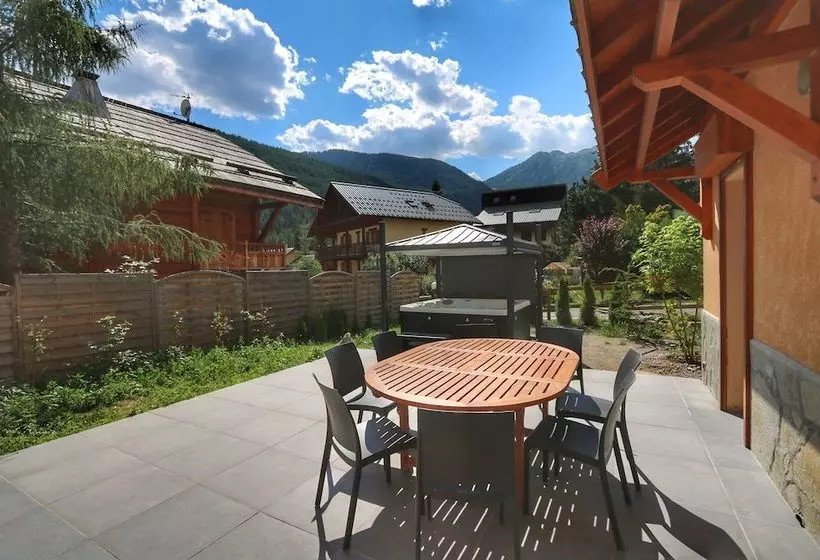 Chalet Le Stam