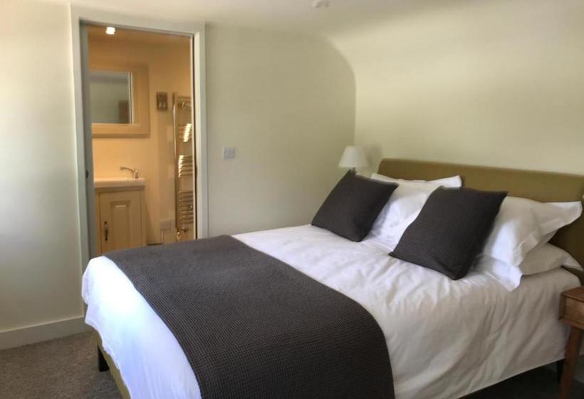 فندق فئة نجمة واحدة The Foresters Arms