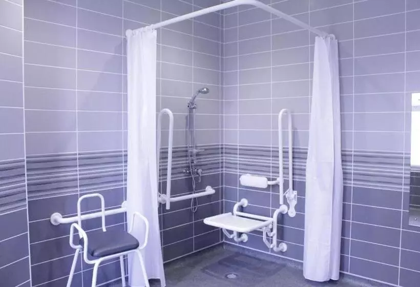 Hotelli Gwesty Seren