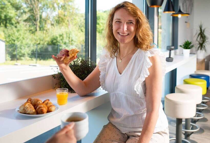 Hotel Ibis Budget Macon Creches