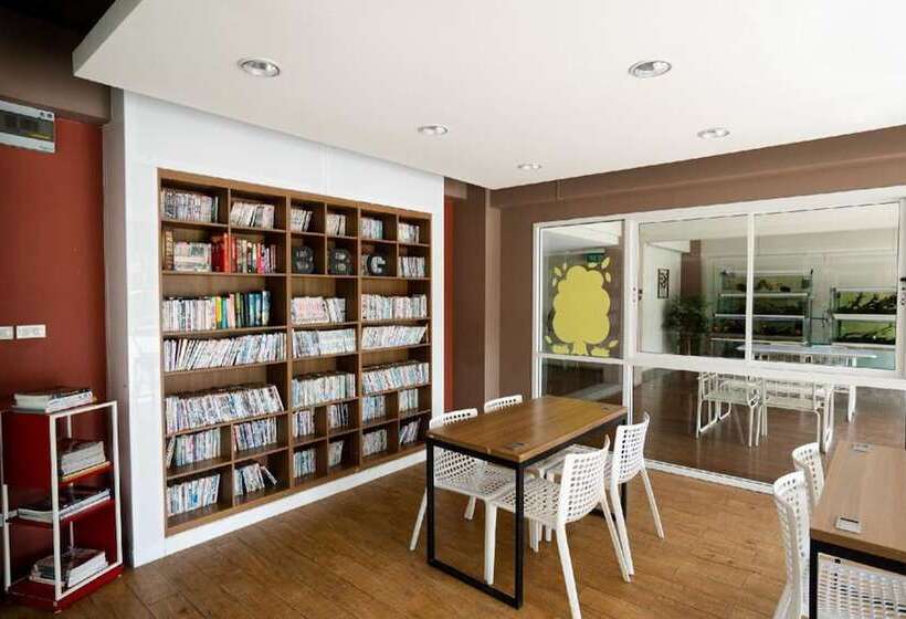 Onpa Hotel & Residence Bangsaen