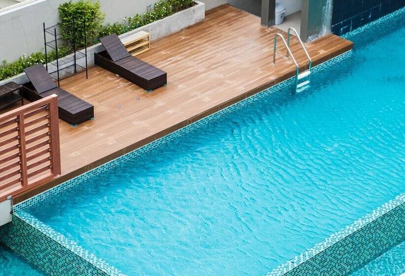 Onpa Hotel & Residence Bangsaen