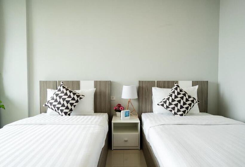 Onpa Hotel & Residence Bangsaen