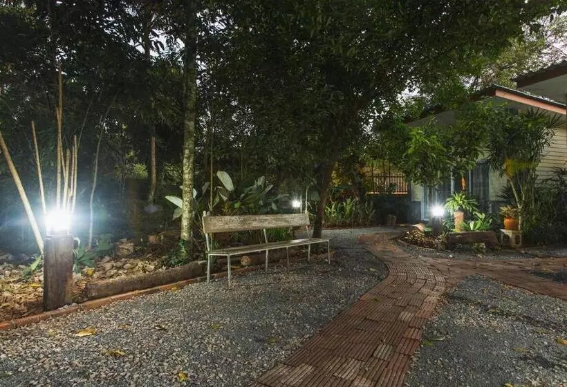هتل P S Cottage บ้านพักในสวนสวย