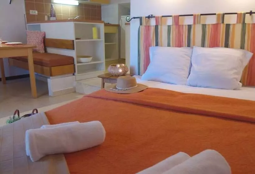 Hotelli Vvf Luberon Provence, Murs