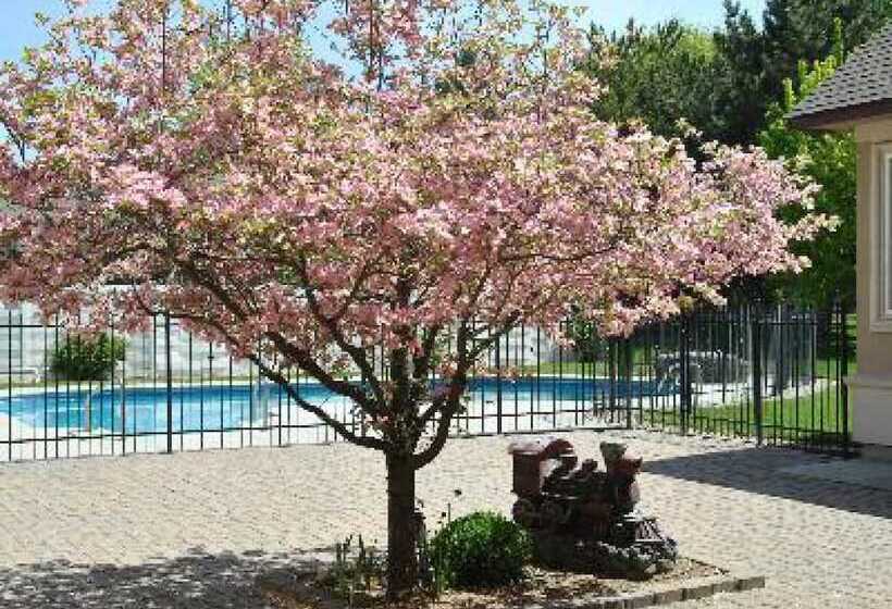 Perfect Moments B&b And Event Venue