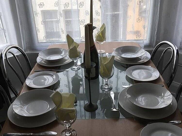 Suli House  Holiday Flats & En Suite   Families And Couples Only