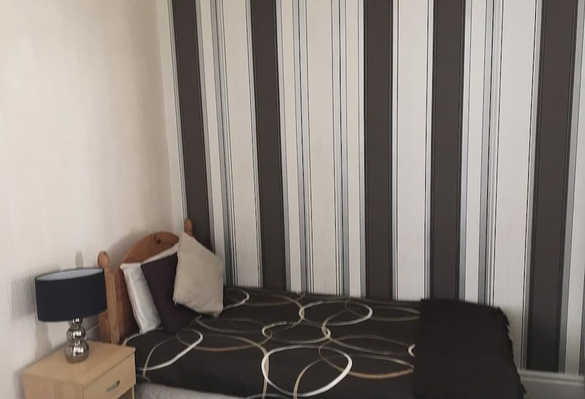 Suli House  Holiday Flats & En Suite   Families And Couples Only