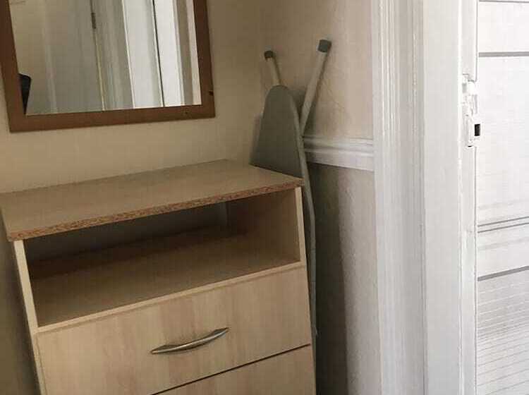 Suli House  Holiday Flats & En Suite   Families And Couples Only