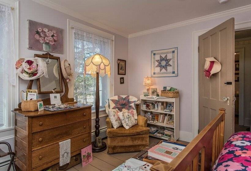 The Pratt Smith House B&b