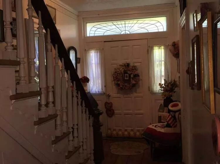 The Pratt Smith House B&b