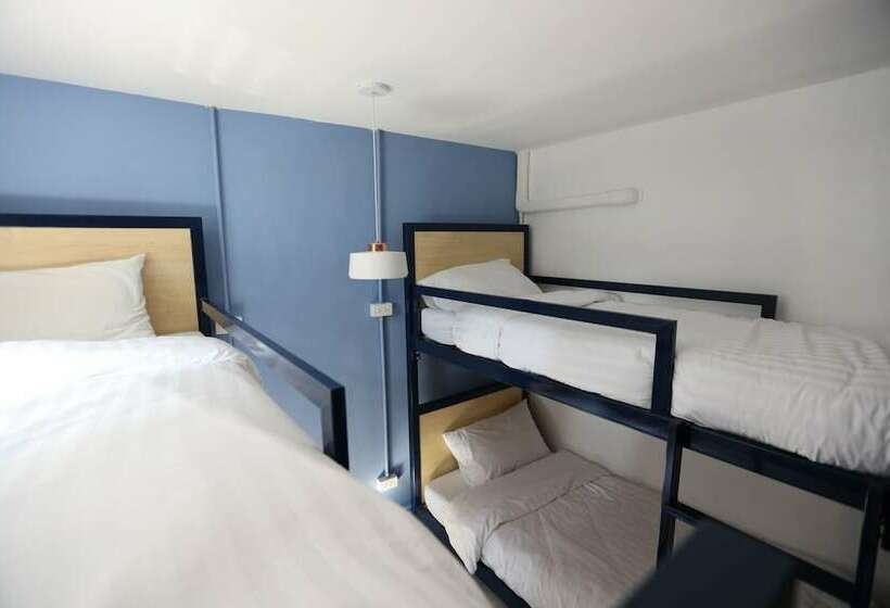 Local Time Bangkok   Hostel