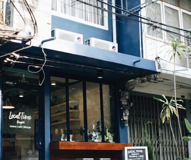 Local Time Bangkok   Hostel