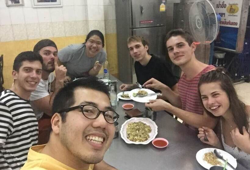 Local Time Bangkok   Hostel